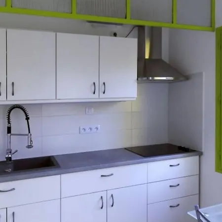Apartment La Cacarinette